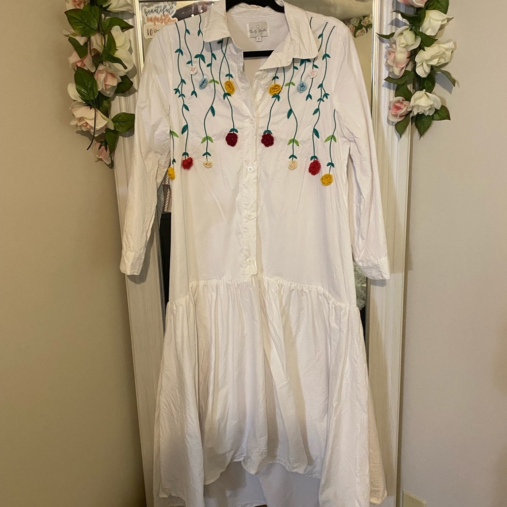 Dainty Jewell’s dress